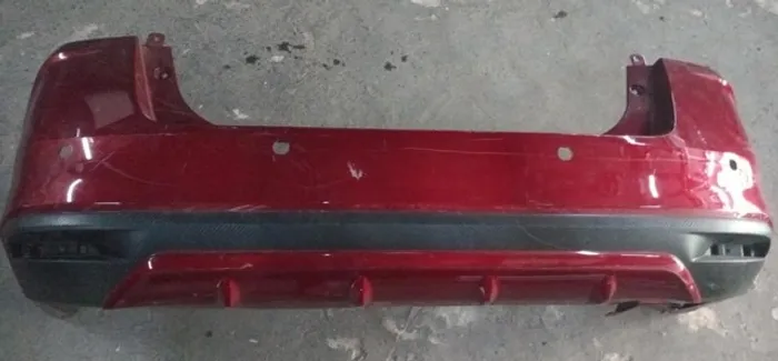 Nissan Versa para choque traseiro 21/22.