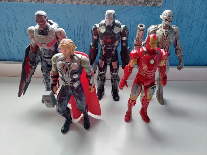 05 Bonecos Marvel Avengers Eletrônicos Original