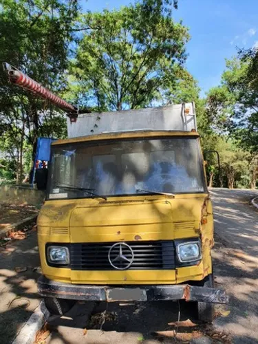 Mb 608 d. Bau. De fibra  ano 1975