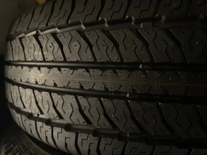 Pneu 255/70/16 Maxxis Bravo HT 750 novo unidade valor mínimo 