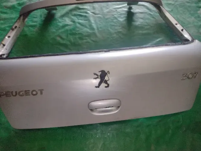 Tampa Traseira Peugeot /307 Soleil Presence 2006/10.