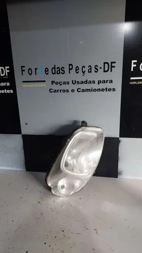 Farol Do Uno Vivace way 2010/15 Direito 