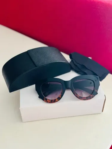 Óculos de sol feminino, marca MANGO