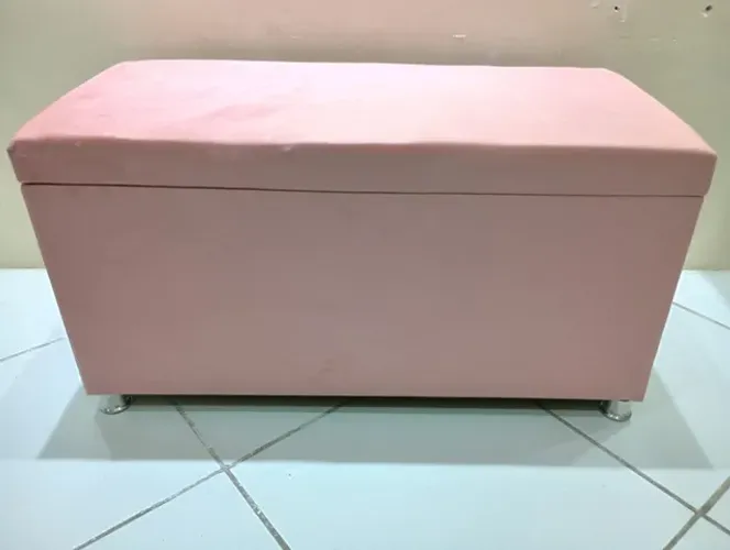 Puf grande de pezinho 