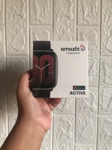 Smartwatch AmazFit Active - com GPS, Alexa, Bluetooth Phone Call e Zepp OS