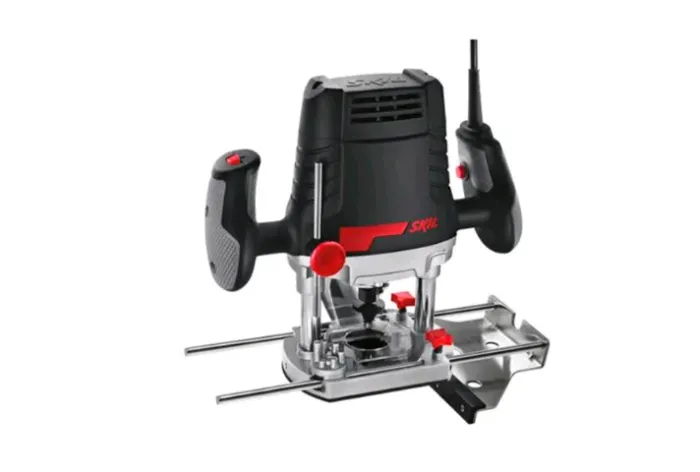 Tupia Coluna Skil 06 Velocidades 1100W 110V, mais Maleta e 13 Acessórios
