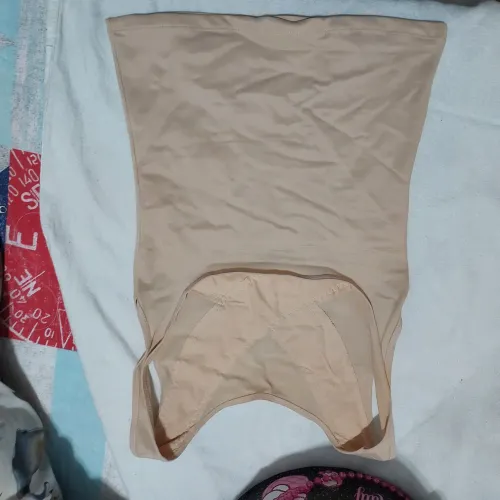 Cinta Body Bege para mulher