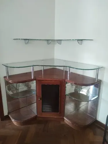 Armário cantoneira em mogno