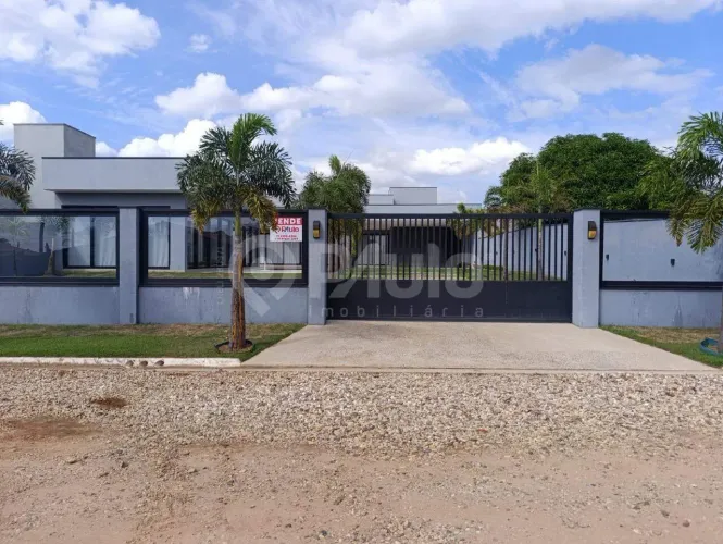 CASA EM CONDOMÍNIO PARA VENDA - ONDAS GRANDES I