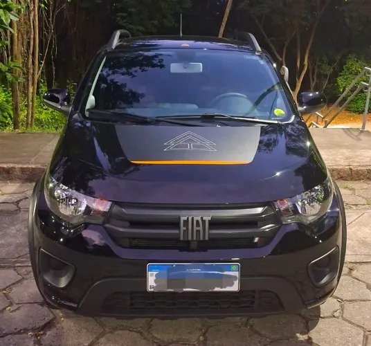 Fiat Mobi Trekking 1.0 (Km baixa)
