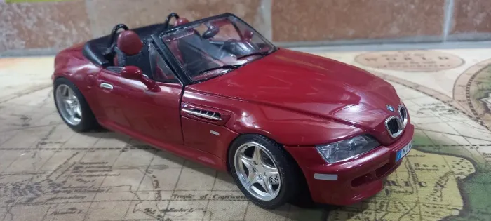 Miniatura BMW Roadster 1/18 BURAGO