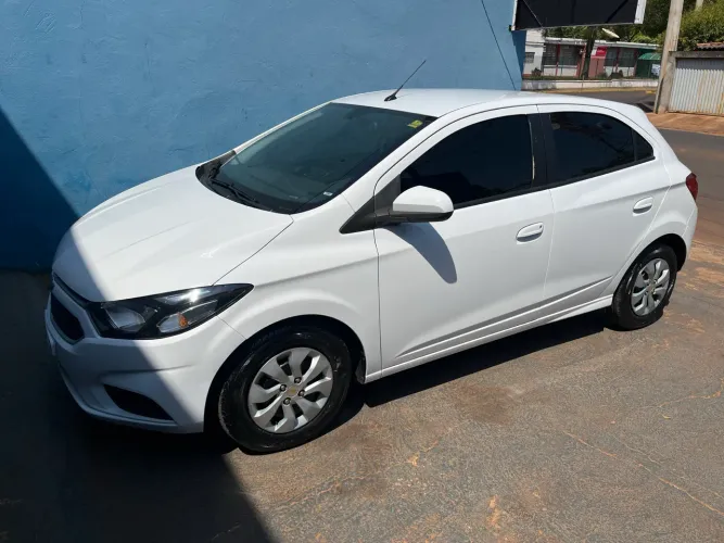 Chevrolet Onix Hatch LT 1.0 8V Flex Mec. 4P 2019