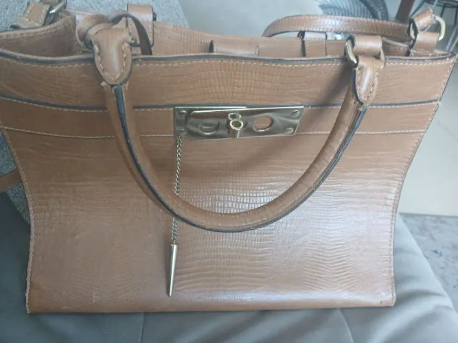 Bolsa de couto cor marrom