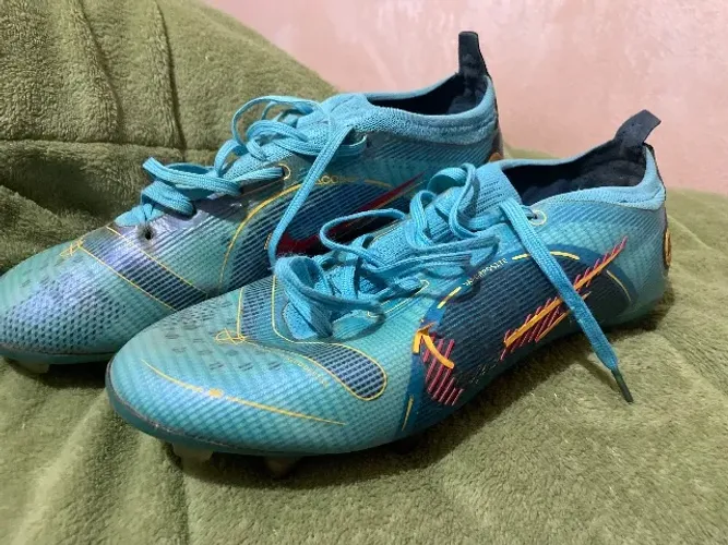 Chuteira de Cravo p/ Campo Nike Mercurial Vapor15 Elite