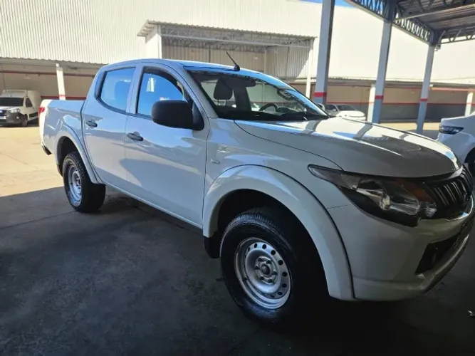 L200 Triton GL 2.4  IPVA 2026 GRATIS Unico Dono 