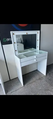 Penteadeira duas gavetas em promoção 