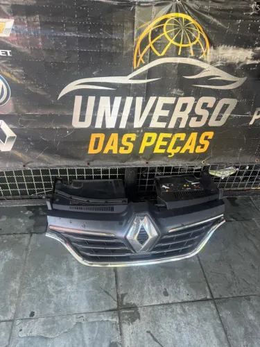 Grade frontal Sandero \Logan