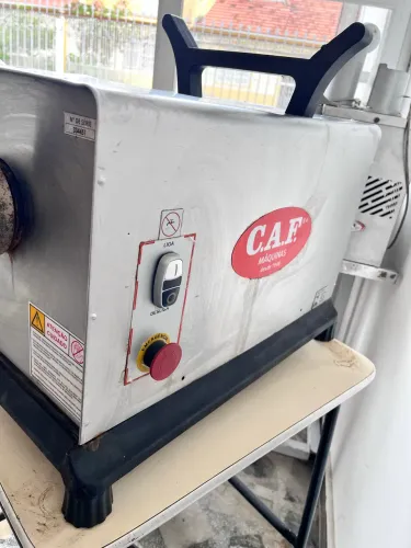 Vende-se moedor de carne industrial 