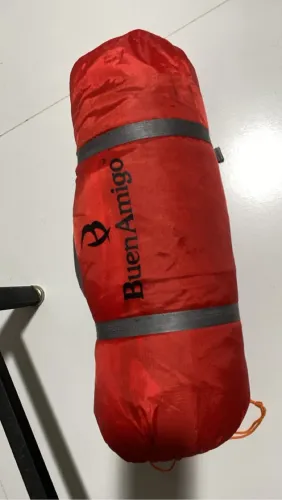 Barraca de acampar - P3 - Aguenta chuva e frio intenso - Saco de dormir de brinde.