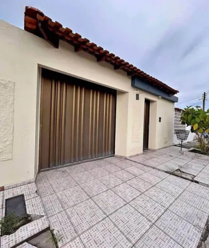 10- CASA NO MONTE CASTELO