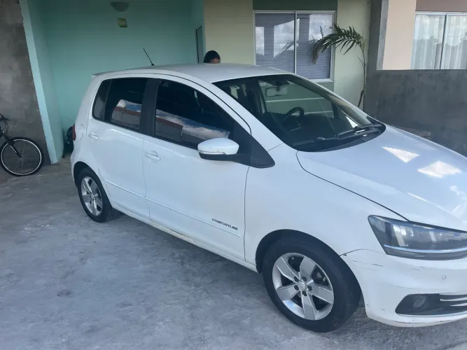 Volkswagen Fox Comfortline 1.6 Flex 8V 5P 2018
