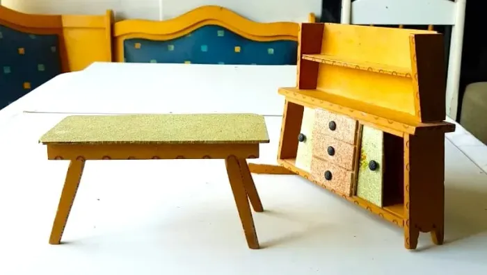 Brinquedos Vintage - Móveis de Madeira para Bonecas - Anos 70 (Para Restauração)