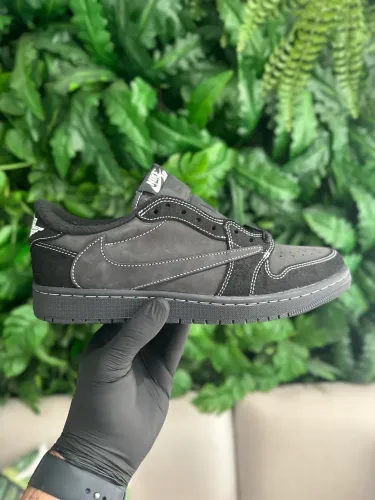 Air Jordan 1 Low Travis Scott