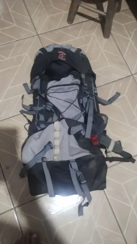 Venda-se mochila de acampamento 