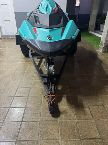 Jetski seadoo  2019  C/ Freio,Ré e P/ Três pessoas