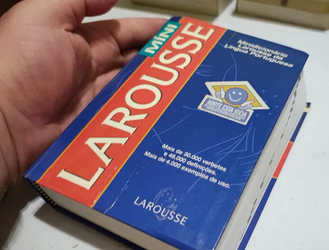 Minidicionário Larousse da Língua Portuguesa - Mini Larousse