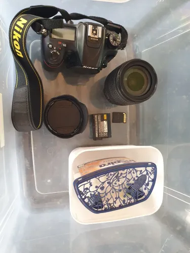 OPORTUNIDADE! CÂMERA NIKON D7200 + LENTE 18-140mm + KIT completo e pronta para fotografar!