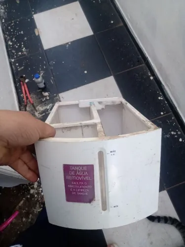 Tanque de Água Removível - Climatizador Consul bom