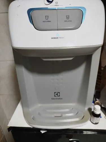 Bebedouro Eletrolux