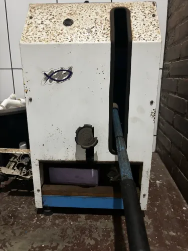 Máquina de fazer chinelo 