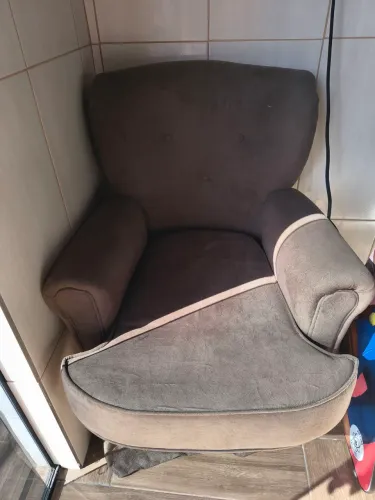 Poltrona Confortável e Elegante pra desapegar HOJE