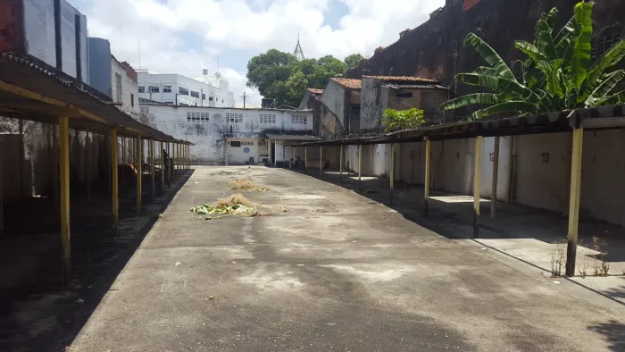ALUGA-SE ESTACIONAMENTO NO CENTRO DE FORTALEZA VIZINHO AO PARQUE DAS CRIANÇAS