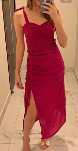 Vestido mídi