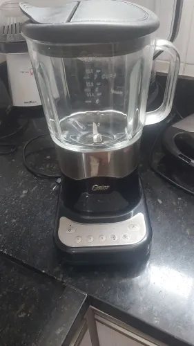 Liquidificador Oster copo de vidro