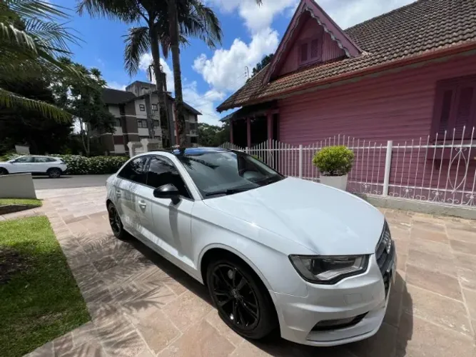 Audi A3 Sed.1.8/1.8 Ambit.16v TB FSI S-tronic 2014