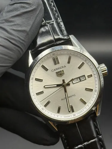 Relógio Tag Heuer Carrera Automático AAA+ Prata Mostrador Prateado Pulseira Couro Preto