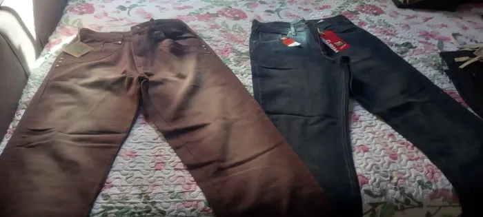 Calças Jeans -marca original masculino a peça 100 reais