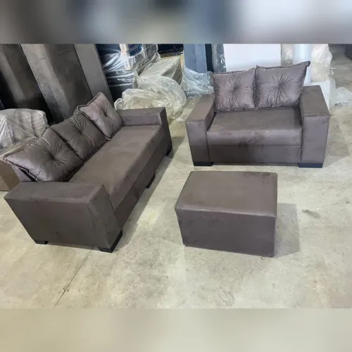 Conjunto de Sofá 3 Lugares, Poltrona e Puff