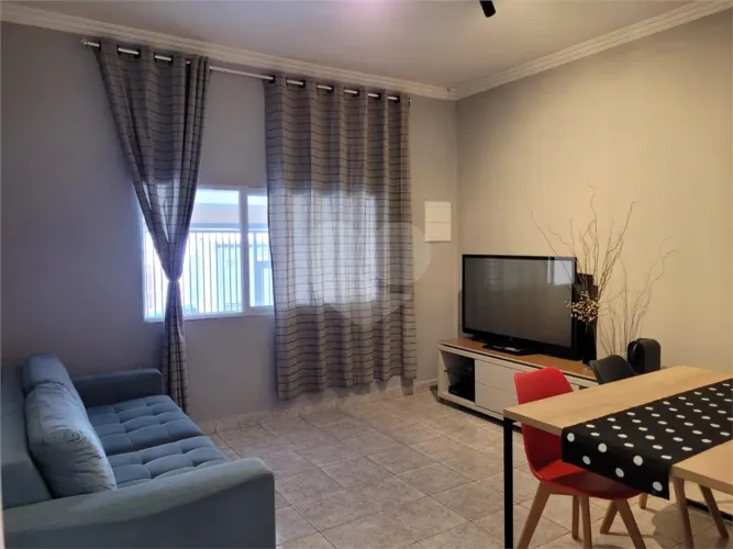 Casa térrea com 3 quartos à venda em Vila liviero - SP