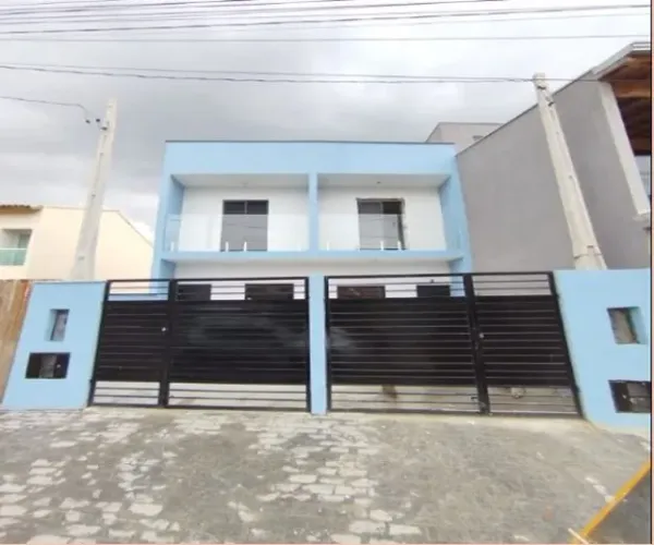 Lindo sobrado no Éden com 2 dorm. 1 st. Aceita financiamento. Parcela a entrada.