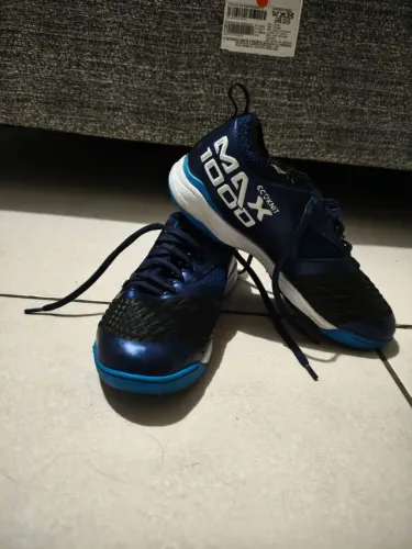 Chuteira de Futsal Max 1000