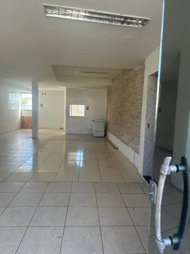 Aluguel área comercial Iapi