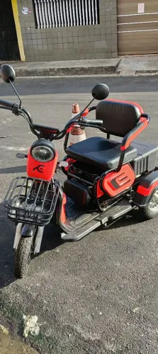 VENDO TRICICLO ELÉTRICO