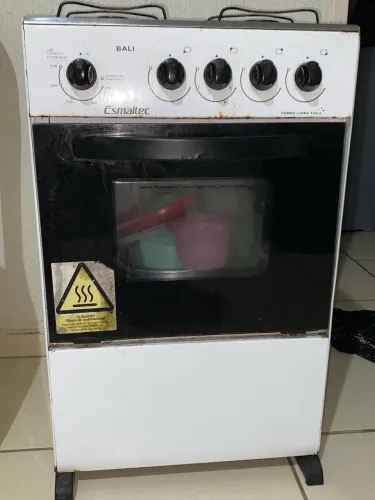 Vende-se Fogão esmaltec número para contato *54
