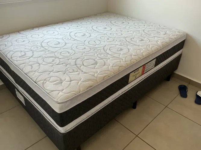 Cama de casal ( colchão + base ) biflex Turquia