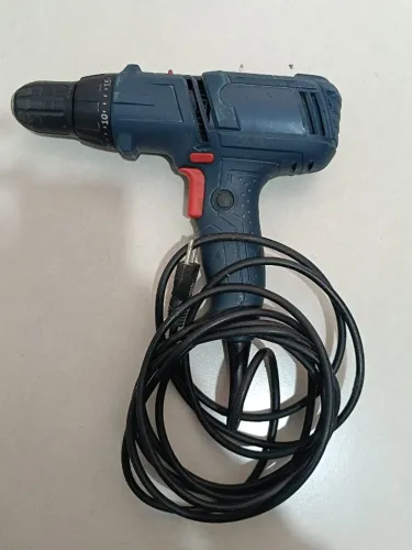 Furadeira e Parafusadeira Bosch GSR 7-14E 127V Usada funcionando 100%